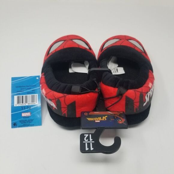 NWT. MARVEL SPIDERMAN BOYS SLIPPERS. VARIOUS SIZES. - Picture 10 of 14